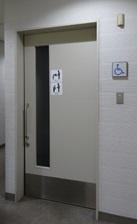 2階多目的トイレの写真